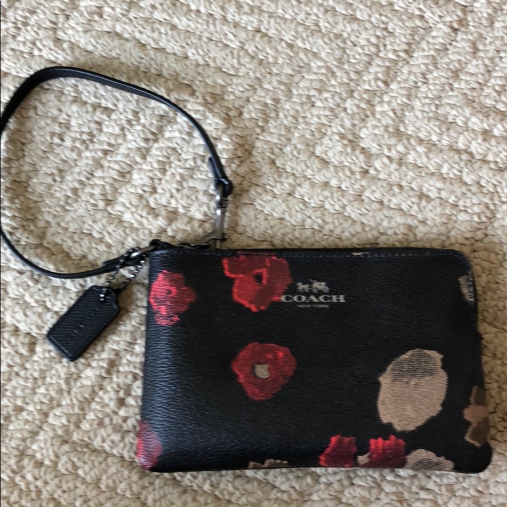 Coach wristlet new